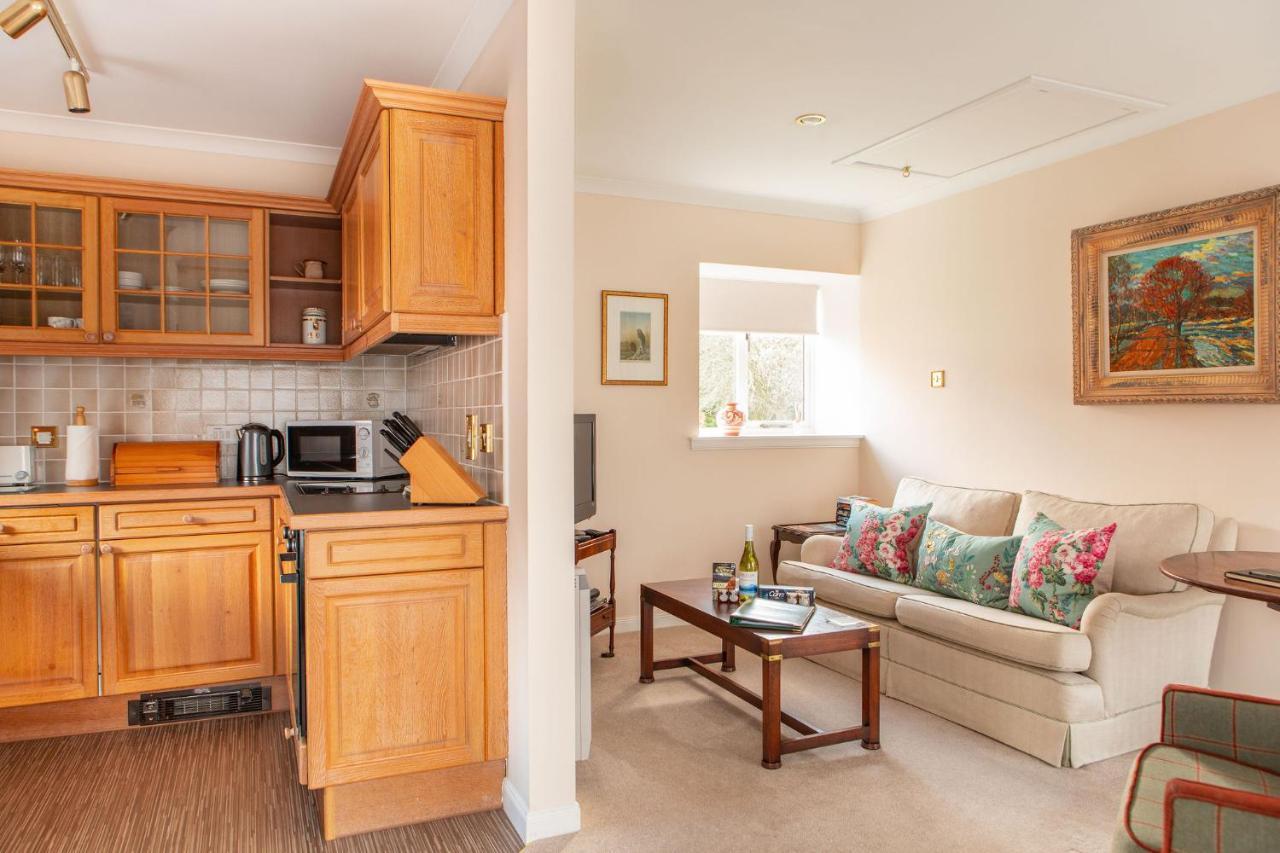 Balnagown Estates Peat Cottage Kildary Eksteriør billede